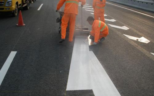 革吉丙烯酸标线涂料